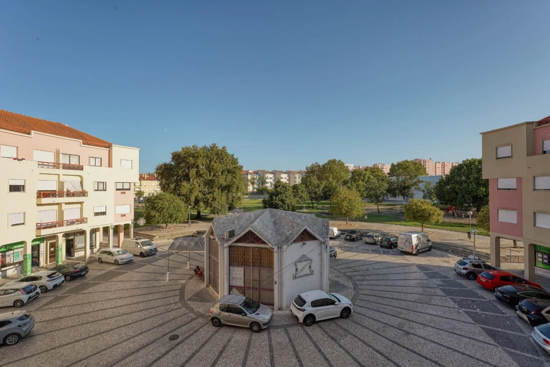 Apartamento T3 para Venda em Baixa da Banheira e Vale da Amoreira Foto 1