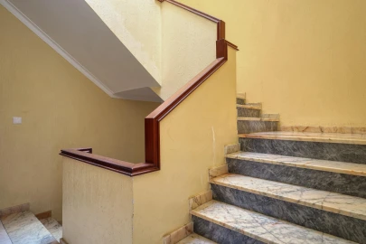 Apartamento T3 para Venda em Baixa da Banheira e Vale da Amoreira