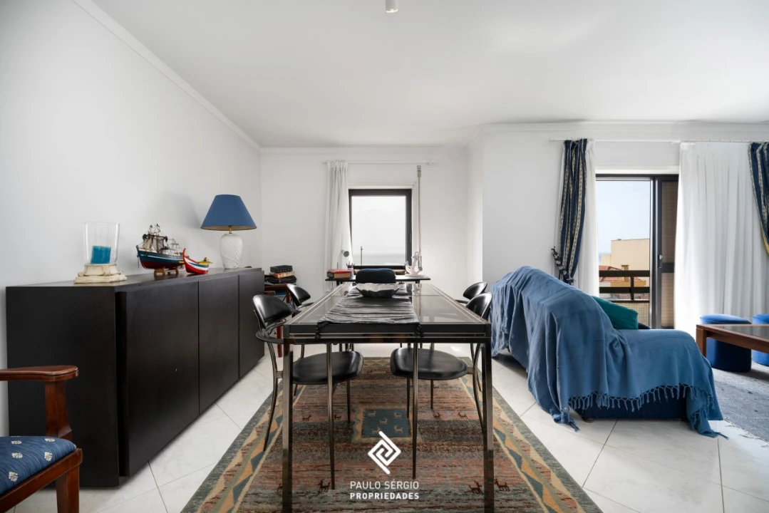 Apartamento T2 para Venda em Espinho Foto 2