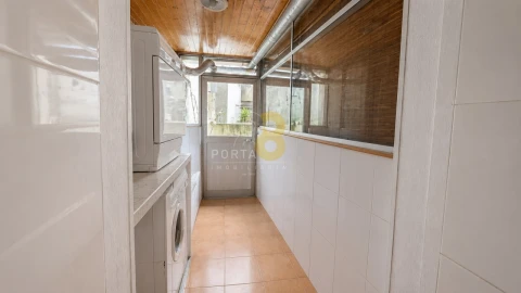 Apartamento T2 para Venda em Cedofeita, Santo Ildefonso, Sé, Miragaia, São Nicolau e Vitória