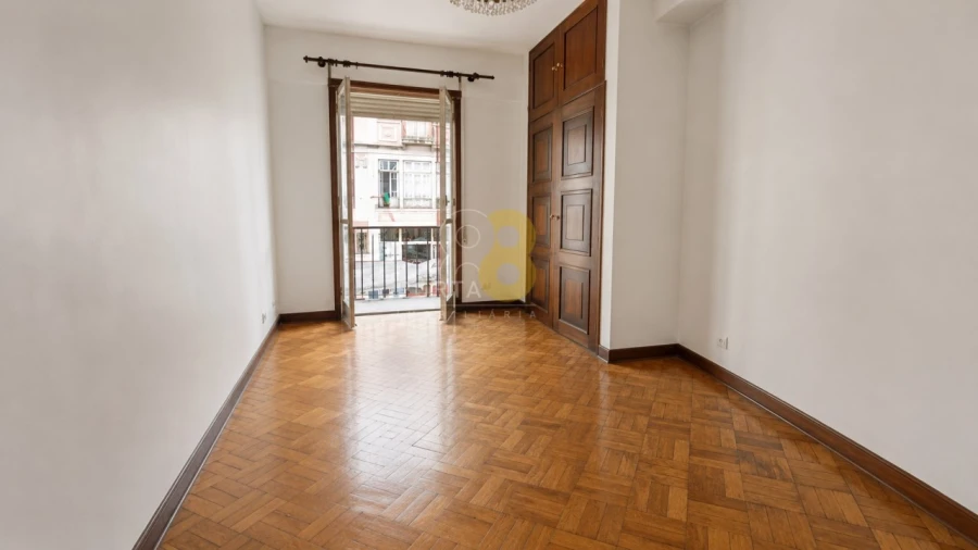Apartamento T2 para Venda em Cedofeita, Santo Ildefonso, Sé, Miragaia, São Nicolau e Vitória Foto 7