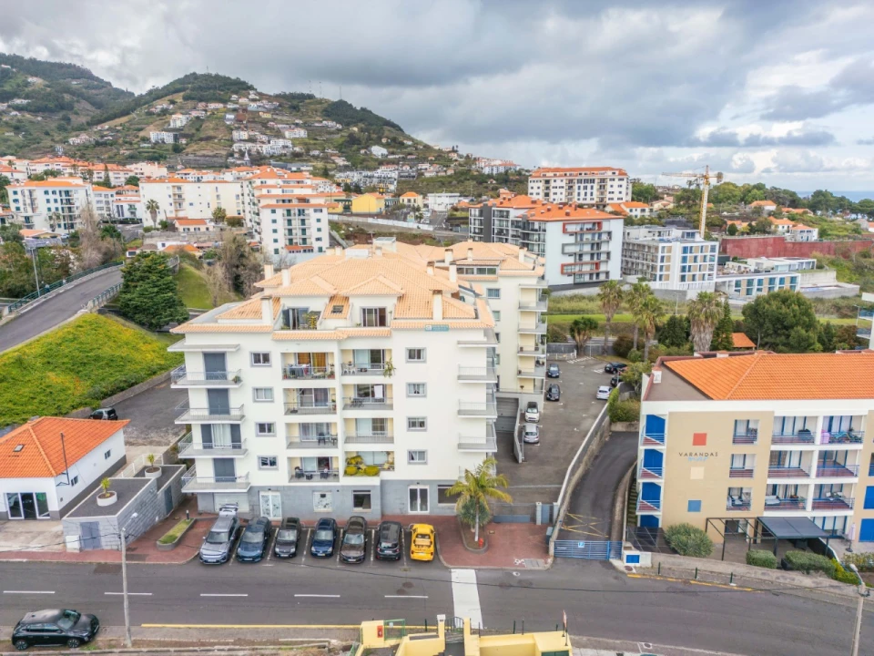 Loja para Venda em Caniço Foto 4