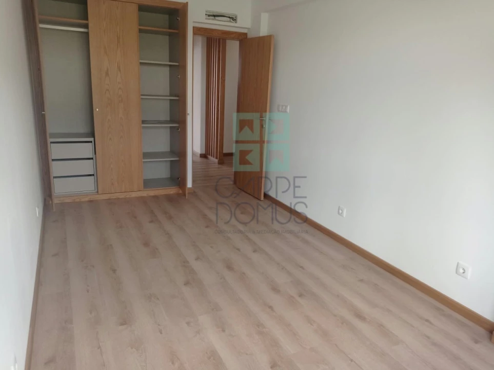 Apartamento T2 para Venda em Mina de Água Foto 13