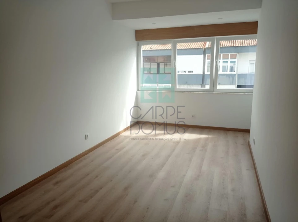Apartamento T2 para Venda em Mina de Água Foto 16
