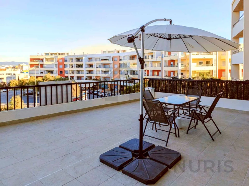 Apartamento T2 para Arrendamento em Portimão Foto 1