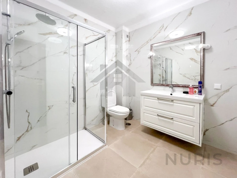 Apartamento T2 para Arrendamento em Portimão Foto 7