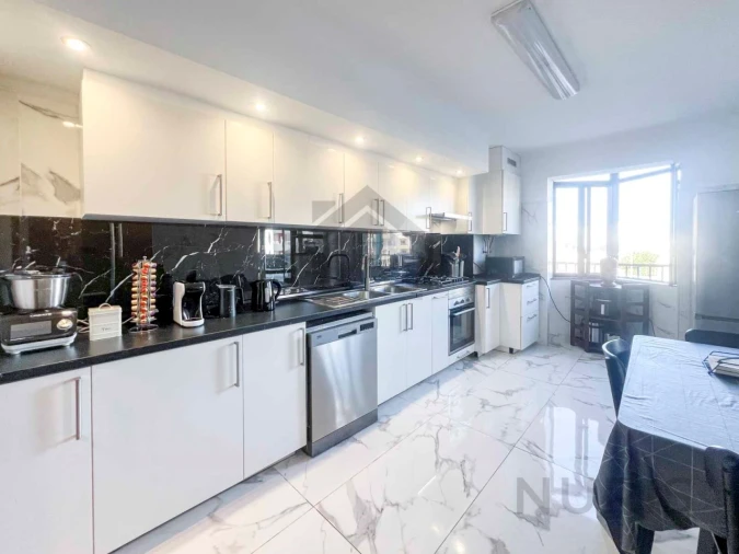 Apartamento T2 para Arrendamento em Portimão Foto 22
