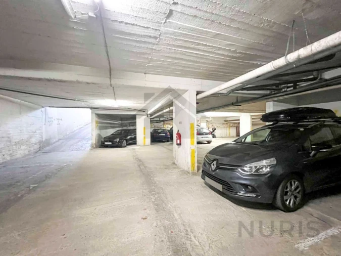 Apartamento T2 para Arrendamento em Portimão Foto 24
