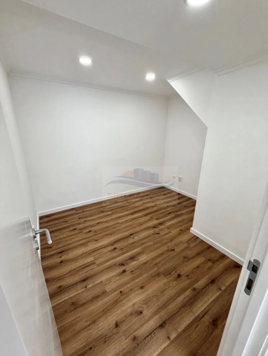 Apartamento T1 para Venda em Estrela Foto 3