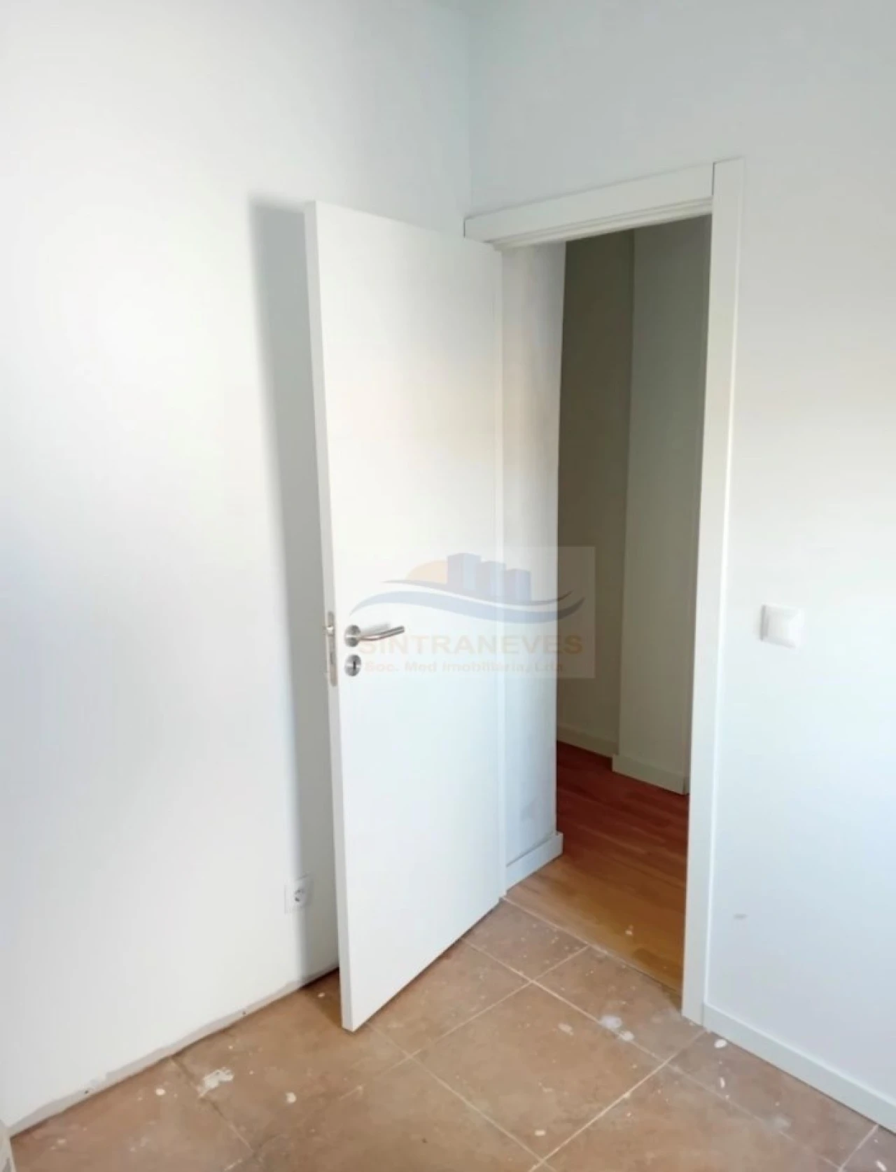 Apartamento T5 para Venda em Loures Foto 9