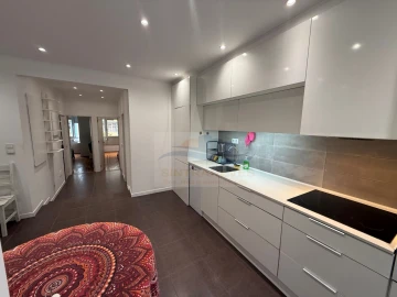 Apartamento T3 para Venda em Arroios