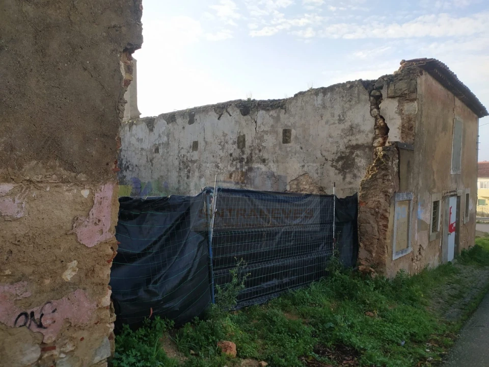 Terreno para Venda em Vialonga Foto 2