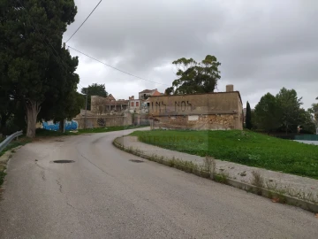 Terreno para Venda em Vialonga
