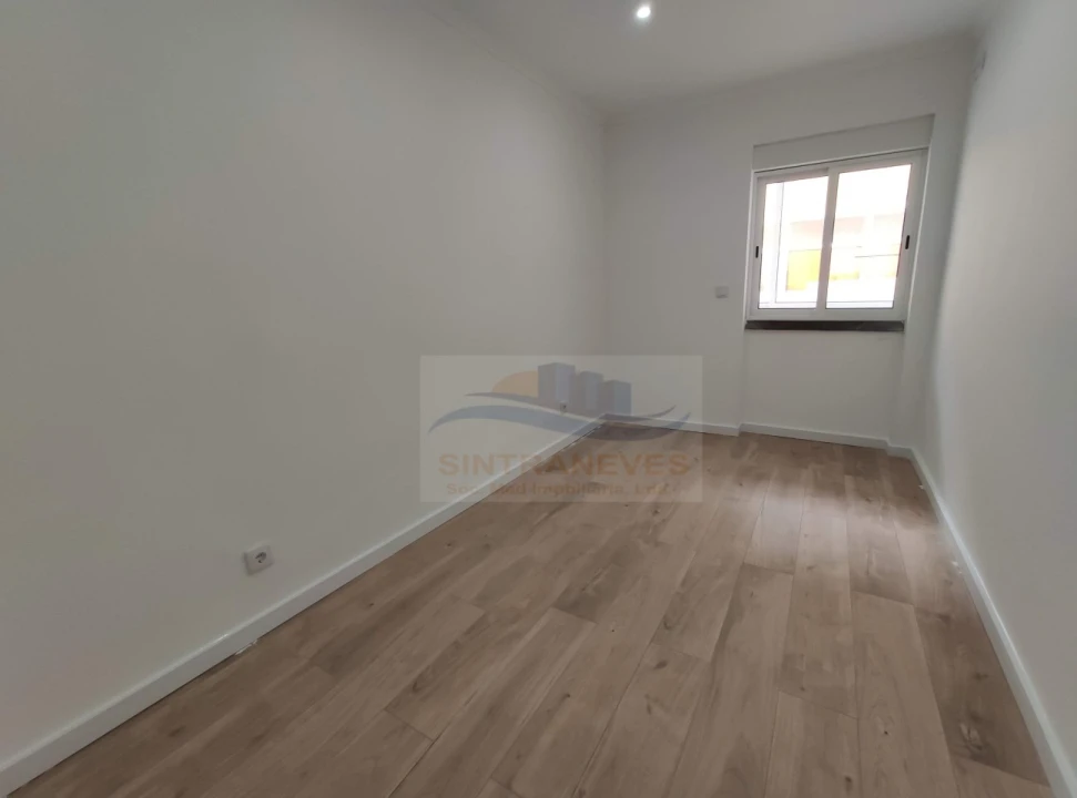 Apartamento T3 para Venda em Falagueira-Venda Nova Foto 9