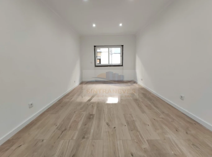 Apartamento T3 para Venda em Falagueira-Venda Nova Foto 8