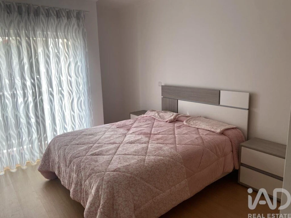 Apartamento T3 para Arrendamento em Silveira Foto 7