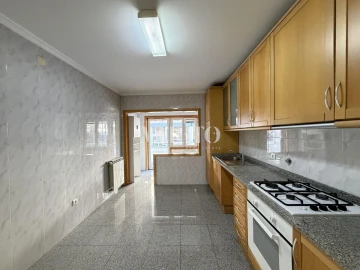 Apartamento T1 para Venda em Costa