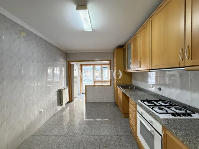 Apartamento T1 para Venda em Costa Foto 2