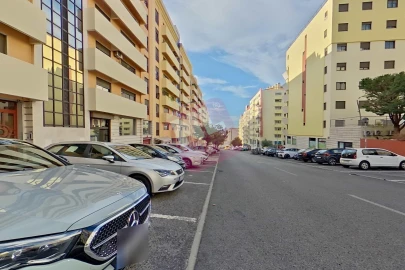Loja para Arrendamento em Odivelas