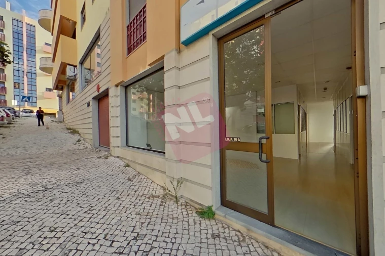Loja para Arrendamento em Odivelas Foto 17