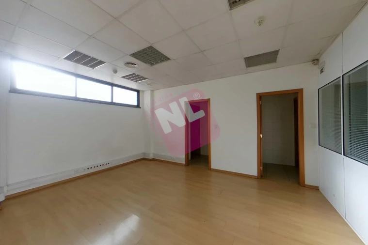 Loja para Arrendamento em Odivelas Foto 27