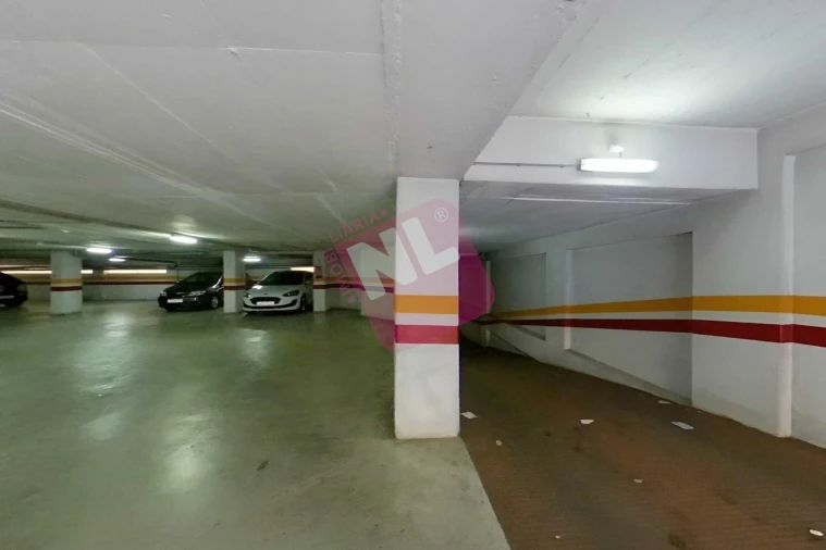 Loja para Arrendamento em Odivelas Foto 15