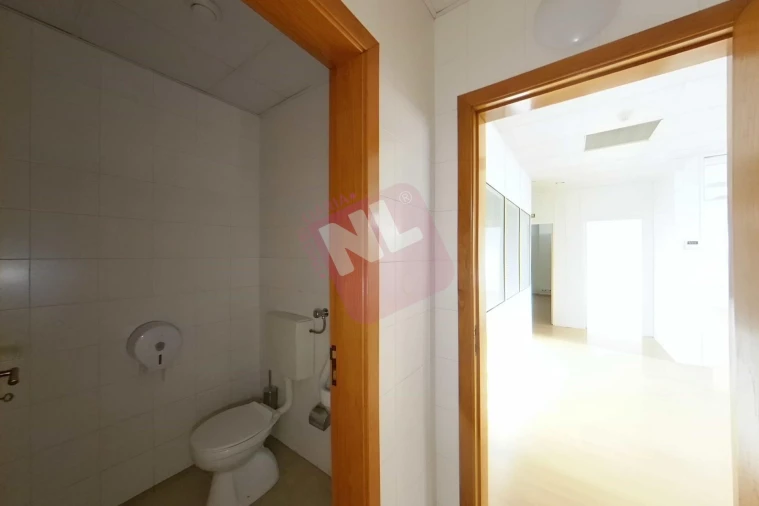 Loja para Arrendamento em Odivelas Foto 33