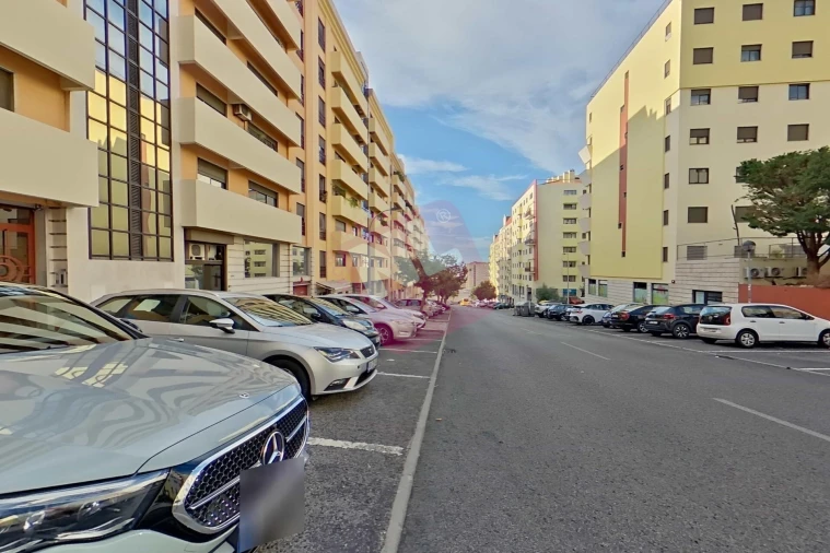 Loja para Arrendamento em Odivelas Foto 43