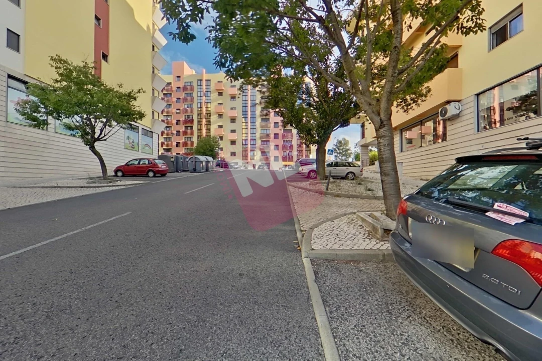 Loja para Arrendamento em Odivelas Foto 44