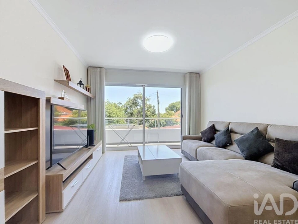 Apartamento para Venda em Caniço Foto 4