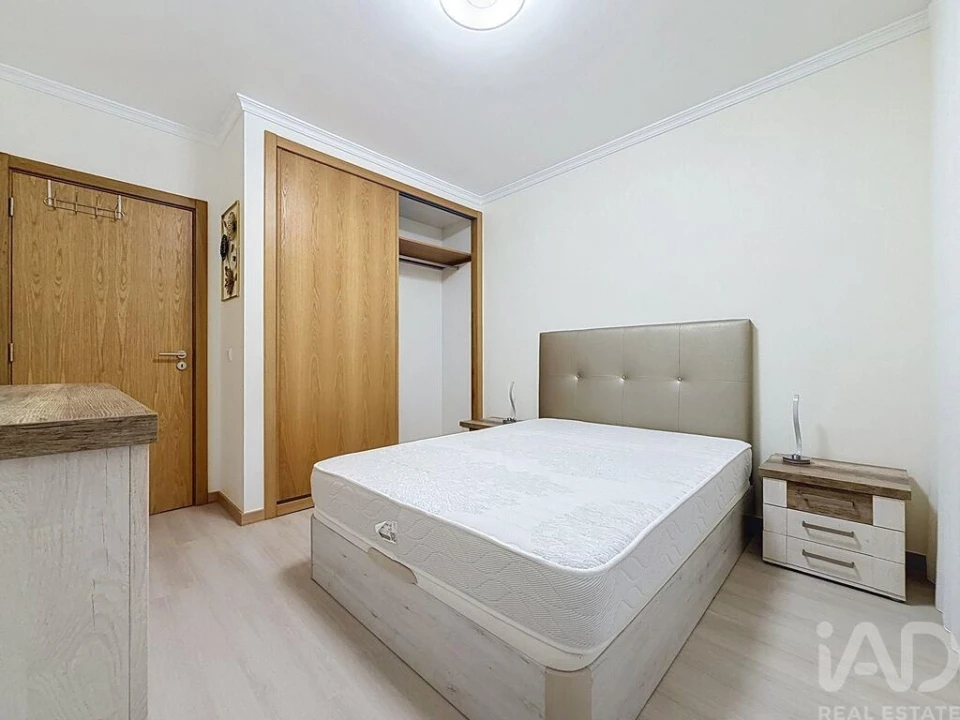 Apartamento para Venda em Caniço Foto 1