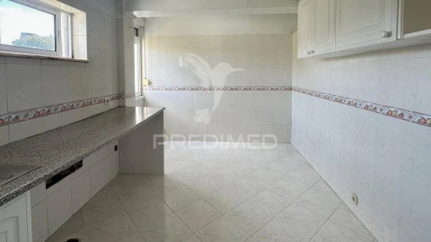 Apartamento T2 para Venda em Olivais