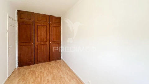 Apartamento T2 para Venda em Olivais
