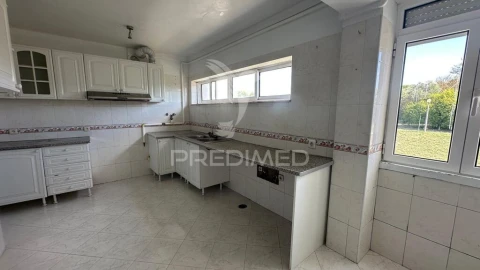 Apartamento T2 para Venda em Olivais