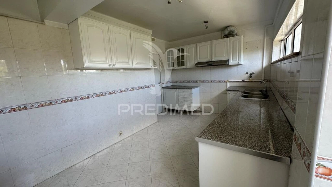 Apartamento T2 para Venda em Olivais Foto 12