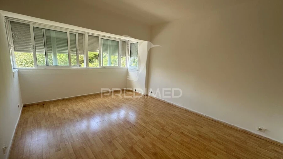 Apartamento T2 para Venda em Olivais Foto 2
