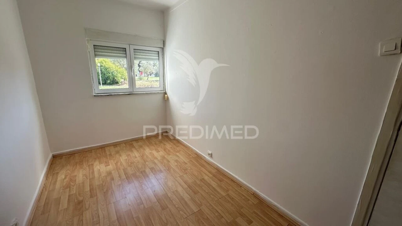 Apartamento T2 para Venda em Olivais Foto 16