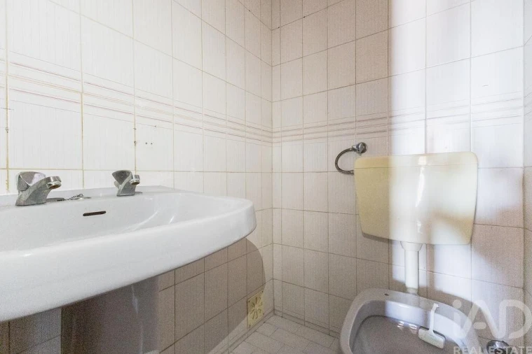 Apartamento T3 para Venda em Alhadas Foto 37