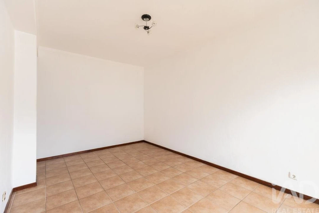 Apartamento T3 para Venda em Alhadas Foto 33
