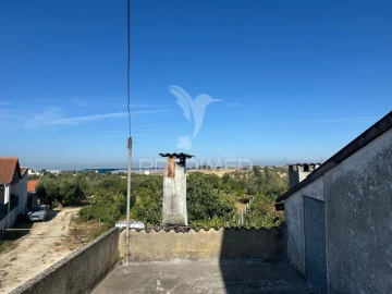Moradia T4 para Venda em Achete, Azoia de Baixo e Póvoa de Santarém