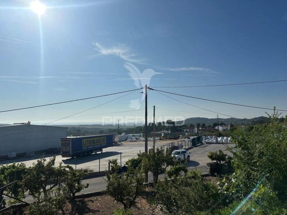 Moradia T4 para Venda em Achete, Azoia de Baixo e Póvoa de Santarém Foto 8