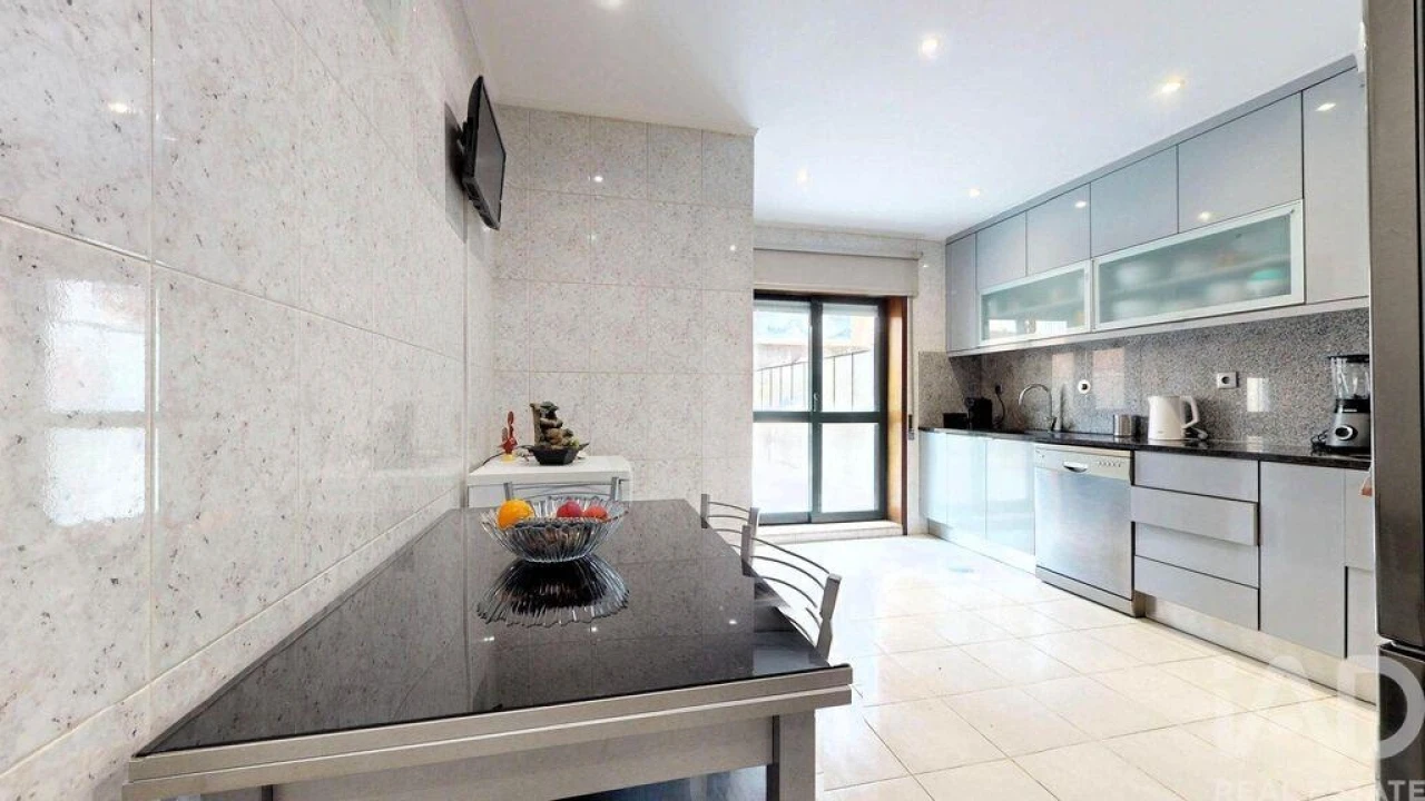 Apartamento T3 para Venda em Aguas Santas Foto 11