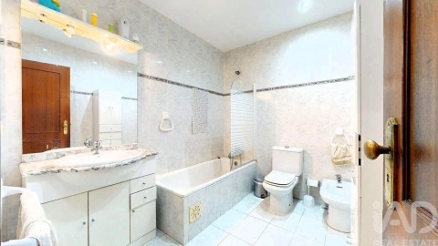 Apartamento T3 para Venda em Aguas Santas