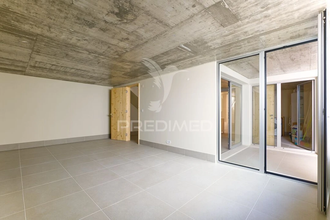 Moradia T3 para Venda em Laranjeiro e Feijó Foto 16