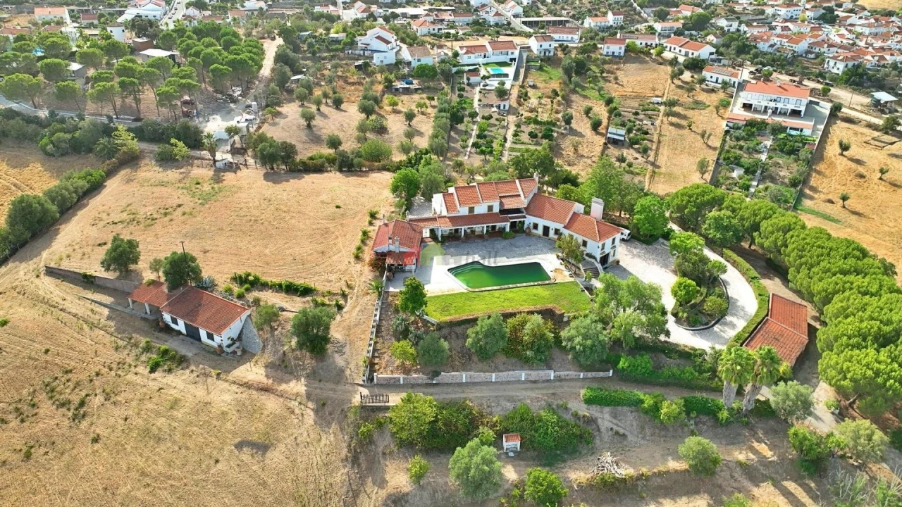 Quinta T6 para Venda em Ciborro Foto 3