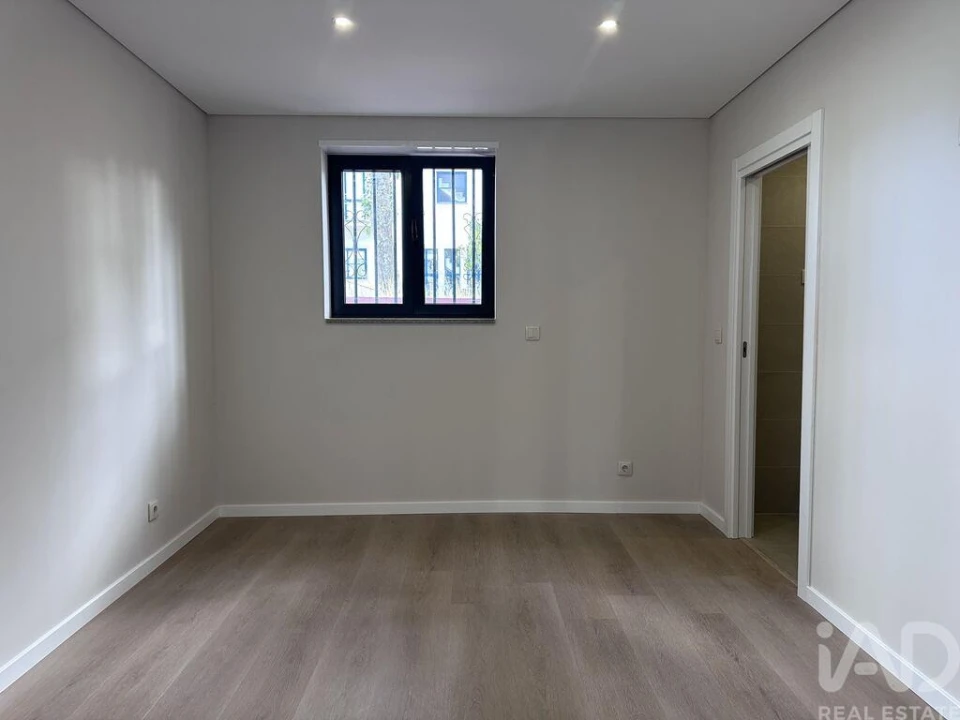 Apartamento T3 para Venda em Avelãs de Ambom e Rocamondo Foto 10