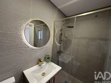 Apartamento T3 para Venda em Avelãs de Ambom e Rocamondo