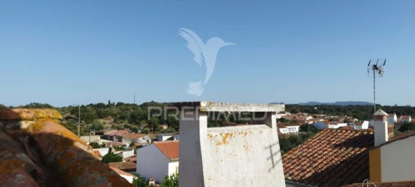 Moradia T3 para Venda em Santa Maria da Devesa
