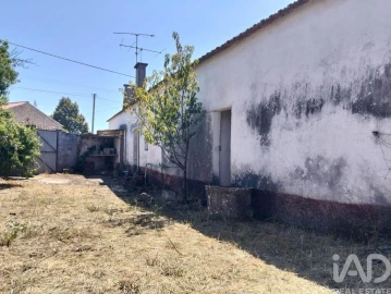 Moradia T2 para Venda em Brogueira, Parceiros de Igreja e Alcorochel