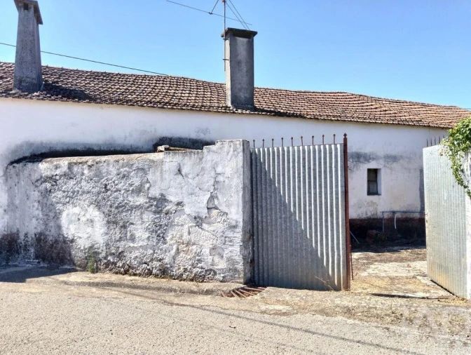 Moradia T2 para Venda em Brogueira, Parceiros de Igreja e Alcorochel Foto 39